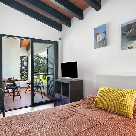 Apartment Pedras Del Rei 25 *